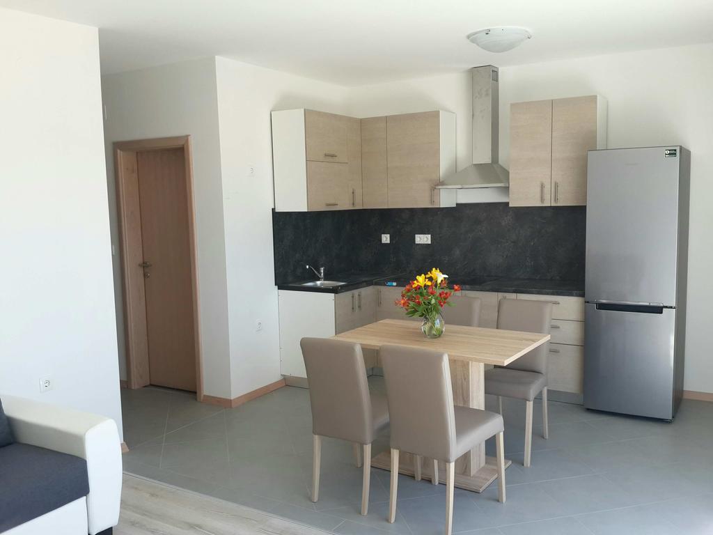 Solmaris Apartments Sukošan Eksteriør billede